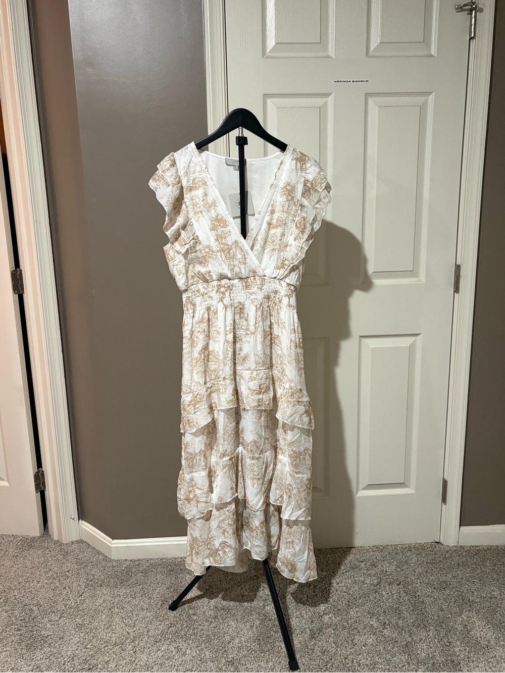 NWT J GEE Tan Toile Tiered Maxi Dress Smocked Waist L